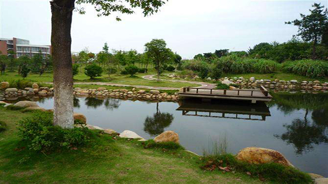 南昌大學(xué)湖